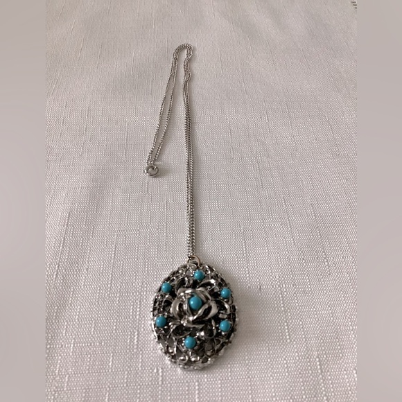 Turquoise Color Silver Tone Pendant Necklace Jewelry - Turquoise Color Silver Tone Pendant Necklace